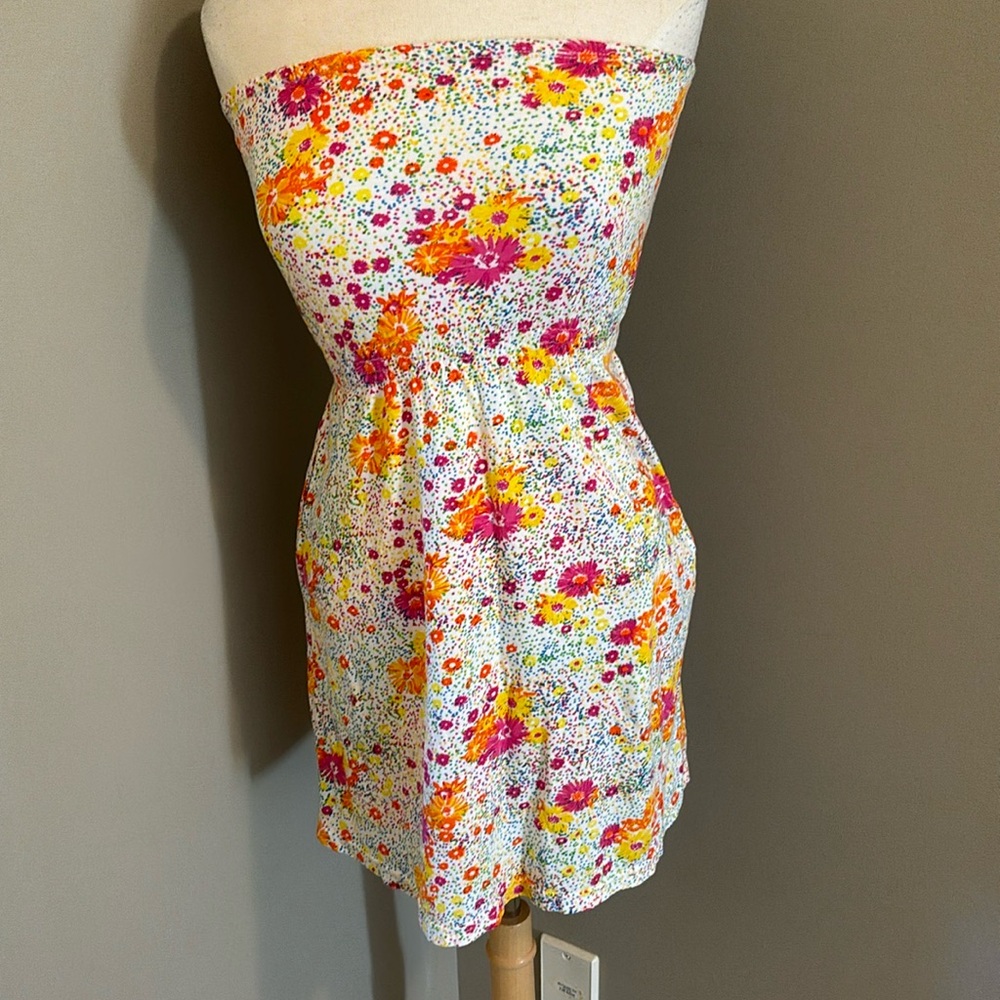 Billabong Strapless Floral Dress with side Pockets Size Small